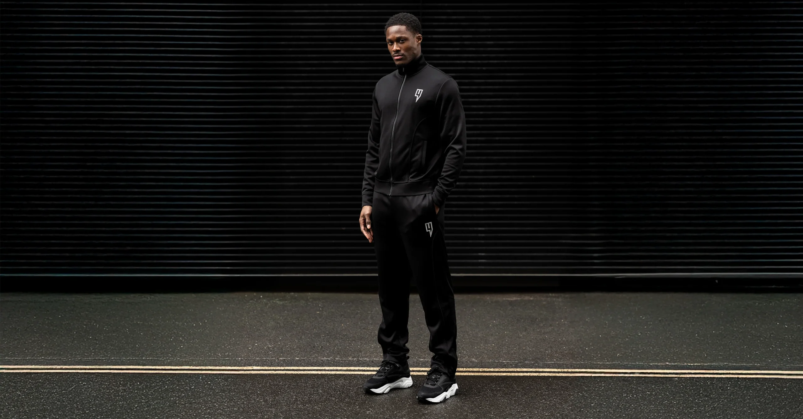 Yelir World Tracksuits 2